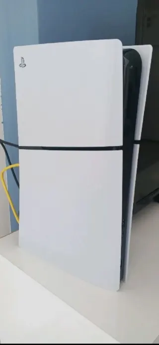 Orjinal tertemiz ps5 digital edition slim