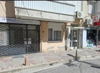 Reşadiye Caddesi Üzerinde. Boş Dükkan. 