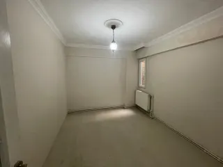 BKE BURSA KILIÇ TAN HACIİLYAS MERKEZDE KİRALIK 2.KAT 90m2 2+1 DAİRE